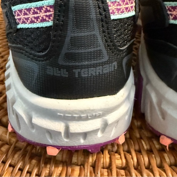 New Balance Black and Lavender Athletic Shoes 412 V3 - Picture 6 of 8